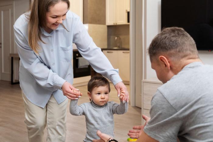 Семейные МФЦ Свердловской области: как помогли уже 2,5 тысячам семей | Семейные многофункциональные центры региона оказали помощь более 2,5 тыс. семей Семейные МФЦ Свердловской области: как помогли уже 2,5 тысячам семей | Семейные многофункциональные центры региона оказали помощь более 2,5 тыс. семей