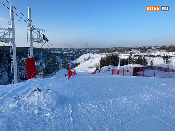 Дорожки около трассы Богатырек в Каменске-Уральском обработают по просьбам горожан | В Каменске-Уральском обработают дорожки у ГЛК "Богатырек"