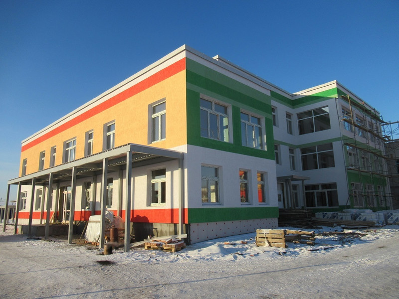 Замминистра в Каменске-Уральском осмотрел новые детские садики, но особо — ДОУ на Октябрьской, где работы вышли на финишную прямую