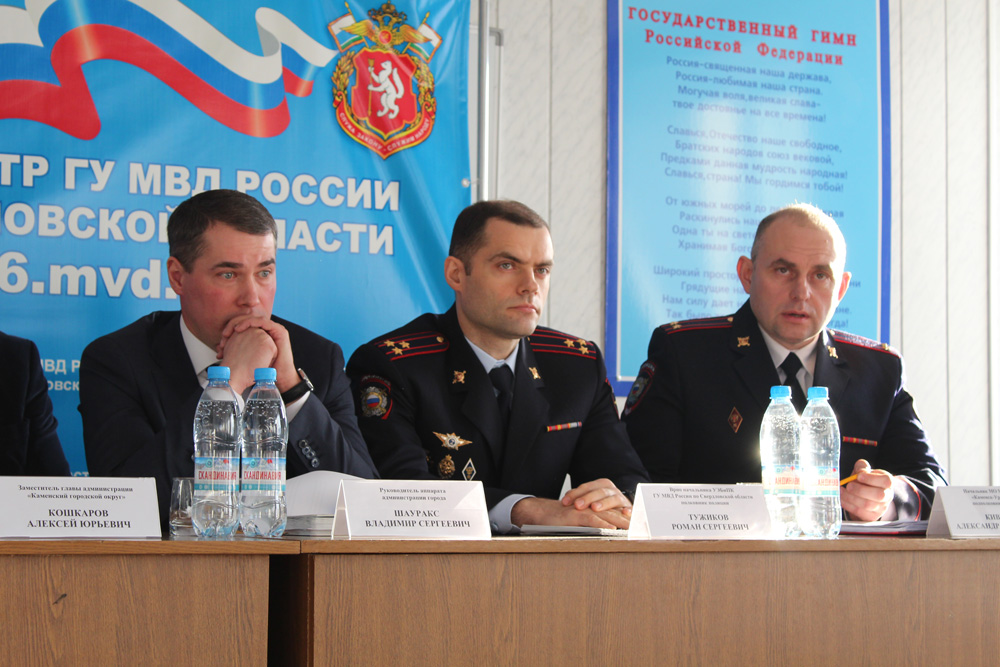 Убивать в Каменске-Уральском стали чаще, но полицейские уверяют, что раскрываемость стопроцентная. И пьяные жители ведут себя поспокойнее...