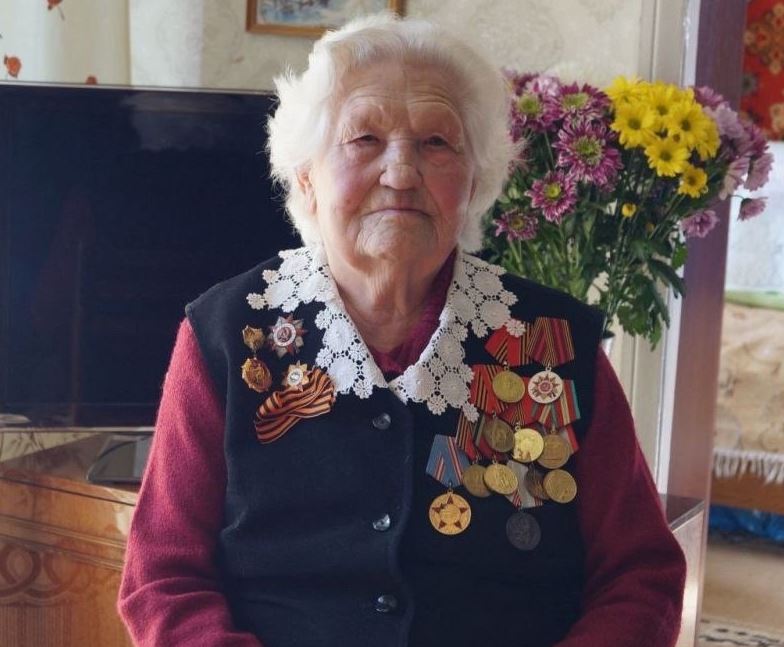 Ветеран из Каменска-Уральского отмечает свой 102 День Рождения | Уральский ветеран отмечает свой 102 День Рождения