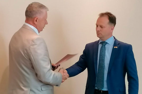 Зампредседателя гордумы Каменска-Уральского, избиравшийся несколько созывов подряд, ушел с должности, так как будет работать главой района