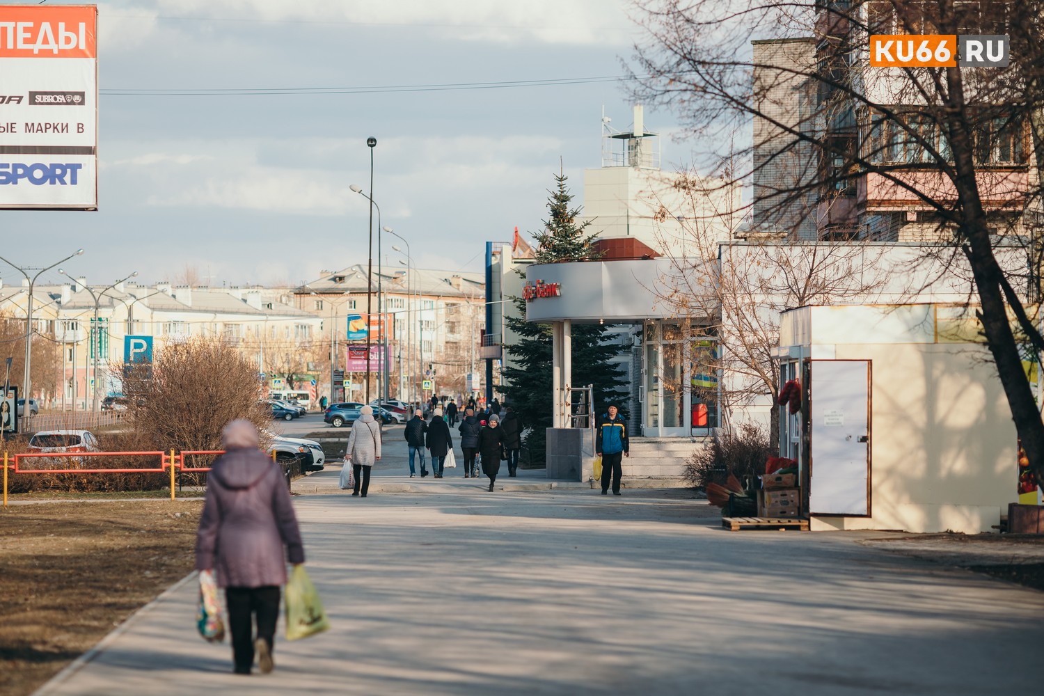 В тяжелом состоянии — 18, пятеро — на аппарате ИВЛ. В Каменске-Уральском за сутки появились новые случаи заражения коронавирусом