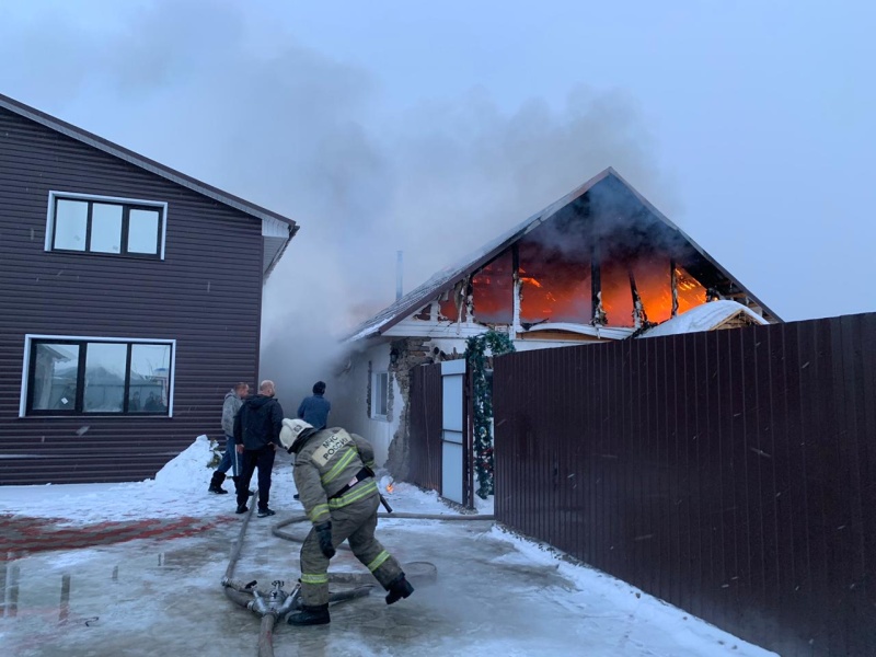 Накануне под Каменском-Уральским сгорела баня
