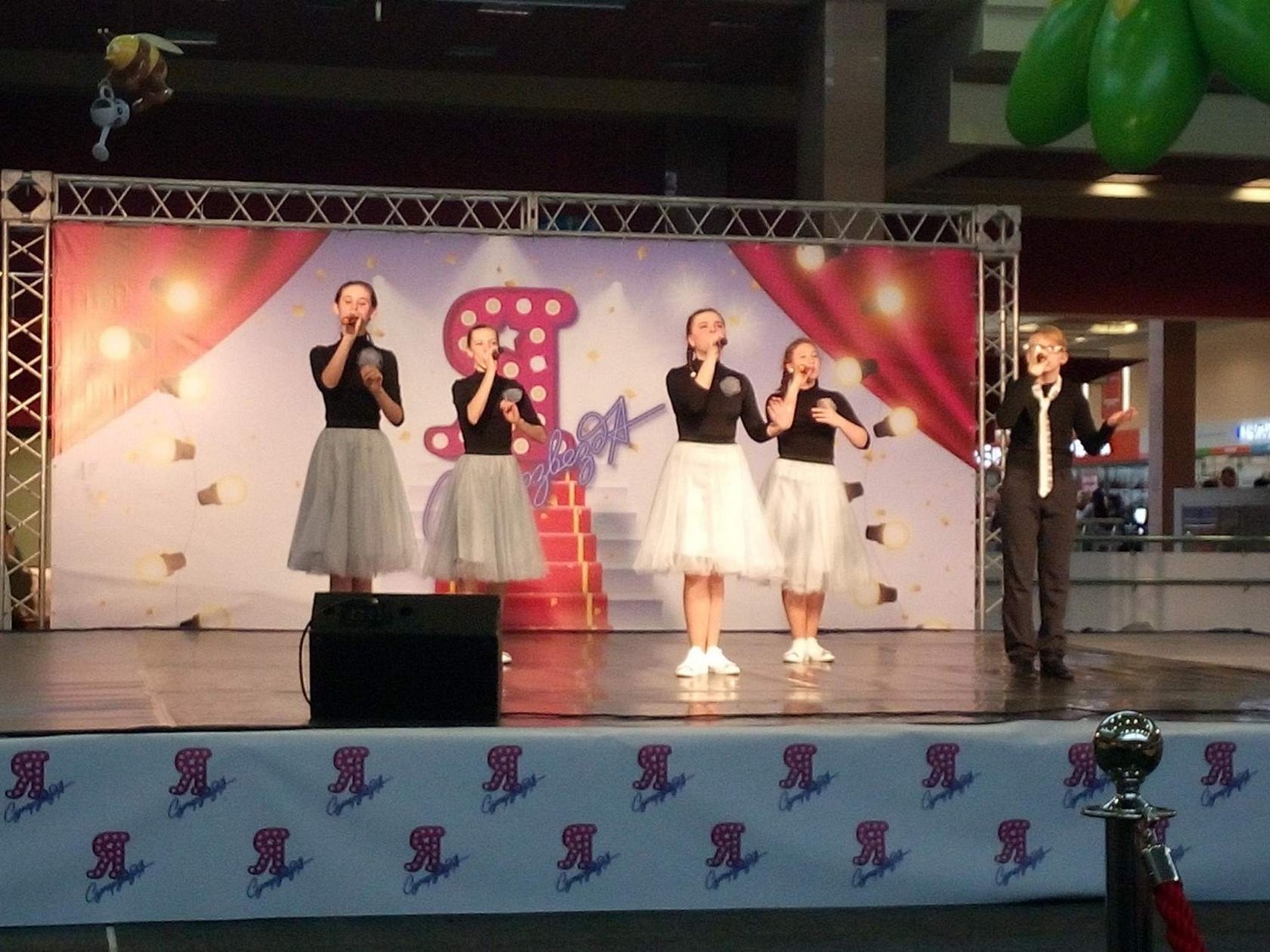 «Вы герои»: два из трех победных мест телеконкурса «Я — Суперзвезда» взяли юные таланты из Каменска-Уральского, а у солистки была премьера!