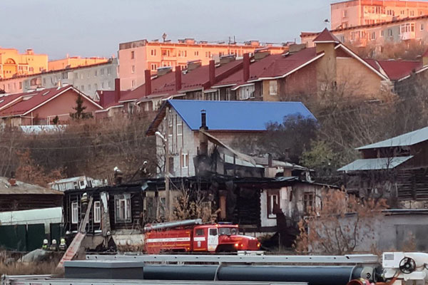 Пострадавшая от пожара семья просит горожан помочь