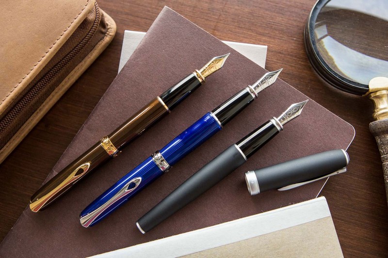 Жителям Каменска-Уральского предложили купить в подарок партнеру, коллеге или близкому человеку стильную продукцию Parker. Ее точно оценят! Жителям Каменска-Уральского предложили купить в подарок партнеру, коллеге или близкому человеку стильную продукцию Parker. Ее точно оценят!