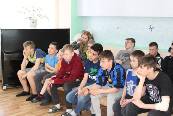 «Красную шапочку» на новый лад рассказали полицейские в Каменске-Уральском