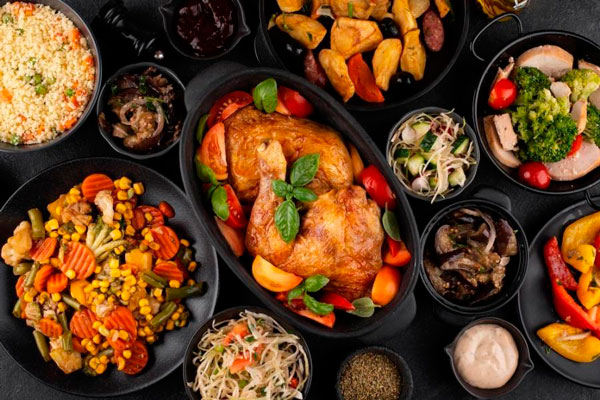 «За этим нужно следить». Названы категории россиян, кому нельзя есть жареное и жирное