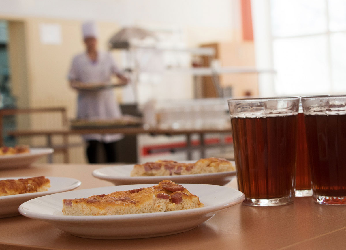 В Каменске-Уральском проверили школьное питание после 16 жалоб | В Каменске-Уральском поступило 16 жалоб на школьное питание