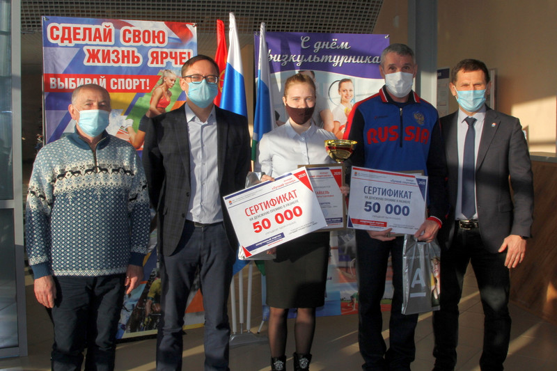 Восемнадцатилетняя велосипедистка Елизавета Гайбель признана лучшей спортсменкой Каменска-Уральского 2020 года. «Она удивила всех»