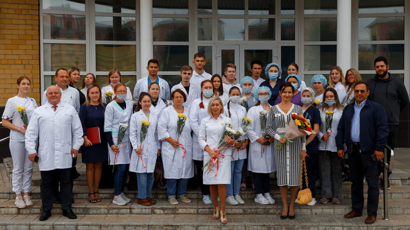 Сразу 52 молодых специалиста пришли работать в медучреждения Каменска-Уральского