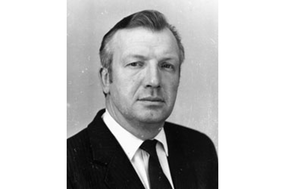 Ушел из жизни человек, который, возглавляя в суровые девяностые УАЗ в Каменске, не только модернизировал завод, но и подумал об экологии