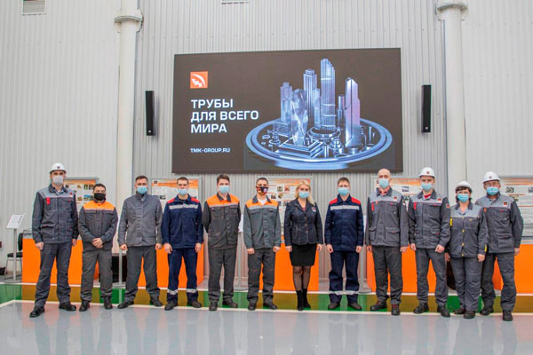 Лучшими вальцовщиками СинТЗ стали Виталий Белых и Дмитрий Медведев