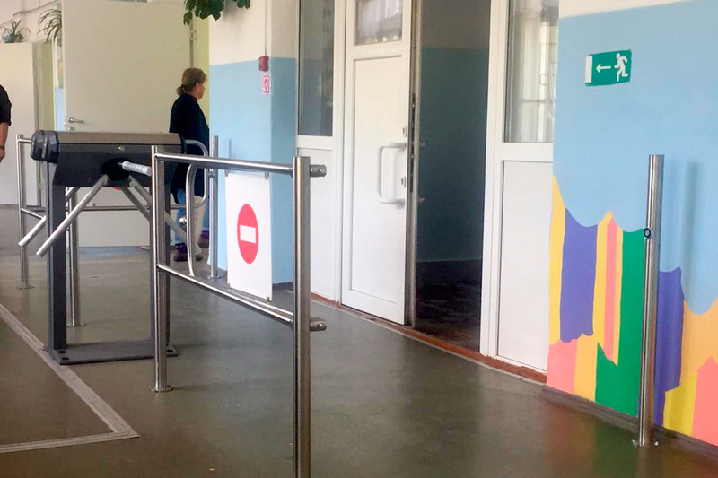 В целом, все готово: спецкомиссия оценила состояние школ Каменска-Уральского на предмет их готовности к первому сентября. Какие недостатки?