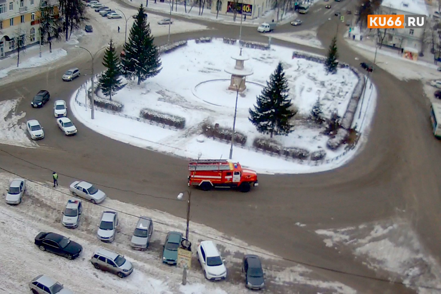 Пожар вспыхнул в квартире дома в Каменске-Уральском по ул. Бугарева – огнеборцы примчались на двух машинах, но… их помощь не потребовалась!