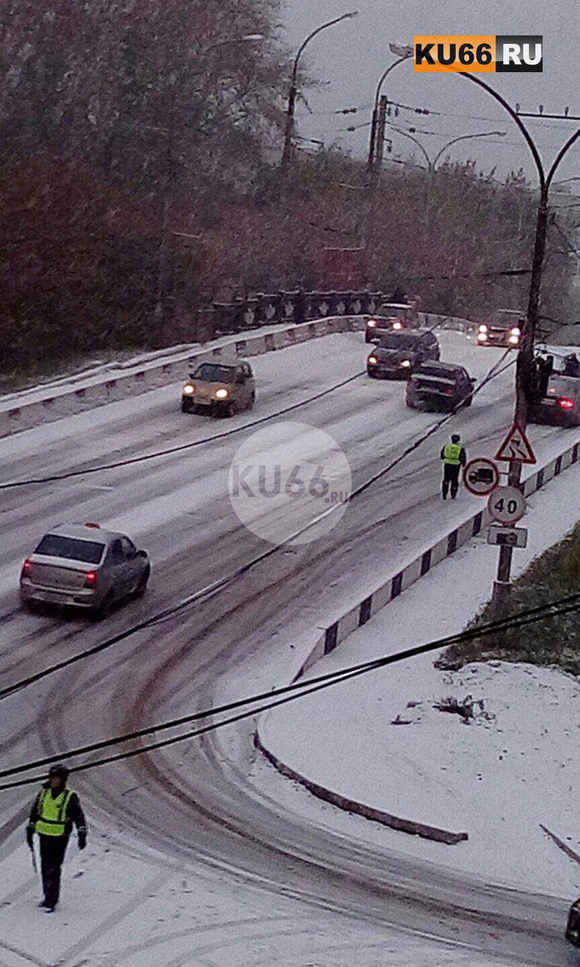 Первый снег в Каменске-Уральском: сотрудники Госавтоинспекции зафиксировали 14 аварий на территории города