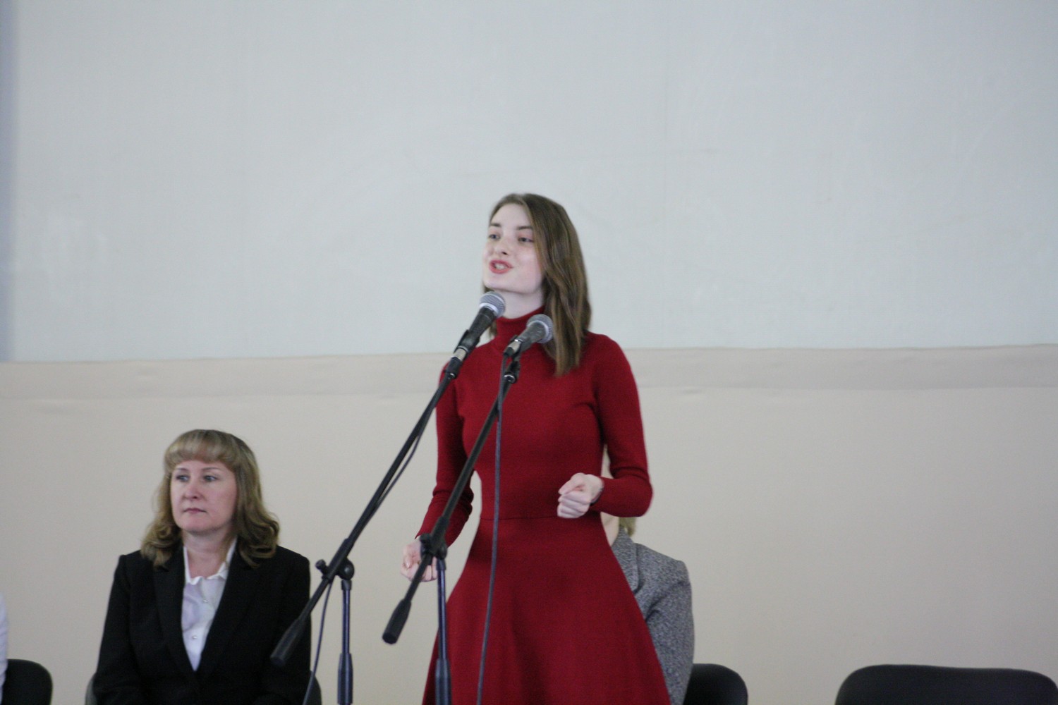 В Каменске-Уральском назвали имена тех, кто лучше всего прочел творения русских классиков и современников. Награждение прошло в СКЦ