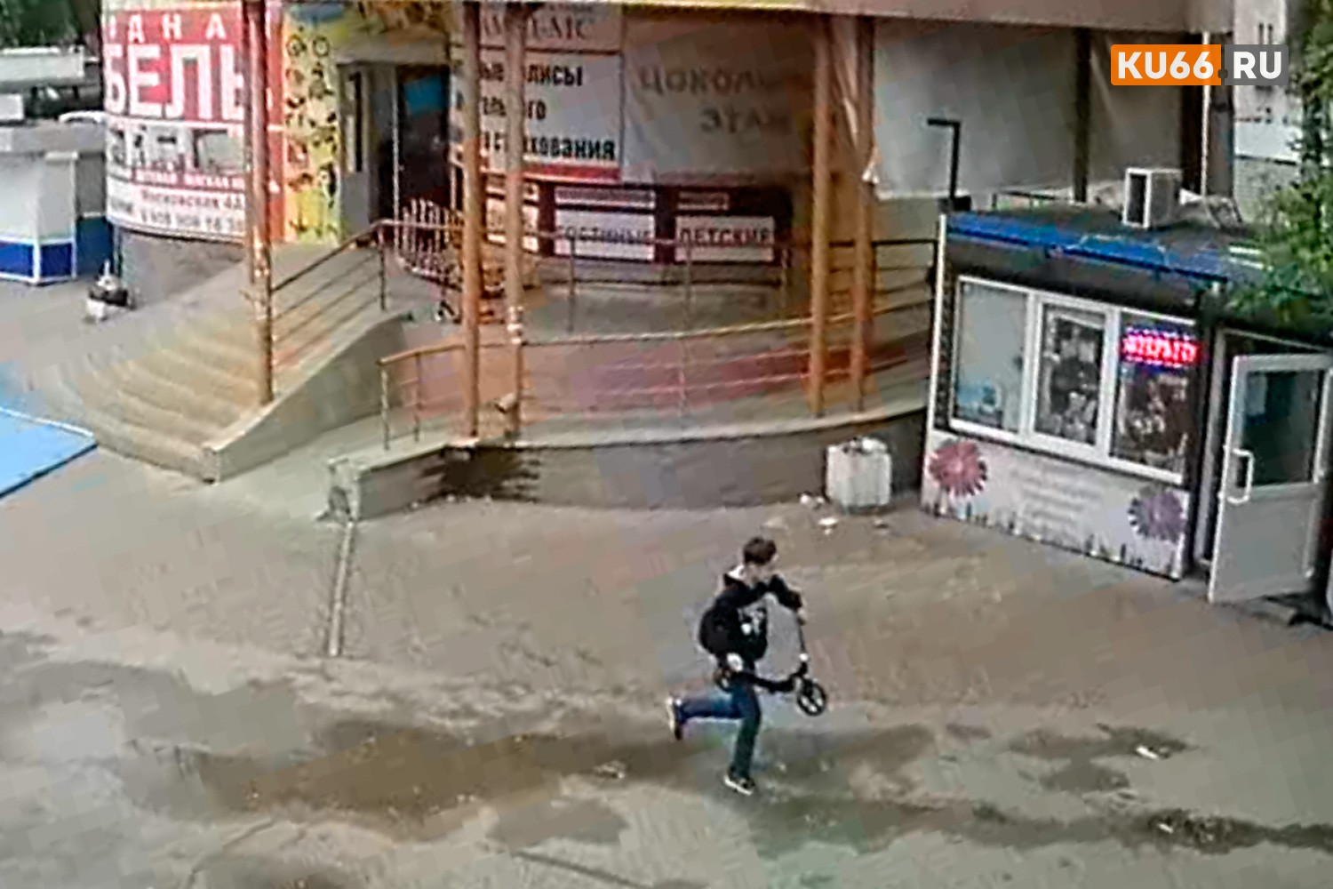 Побаиваются, но идут на преступление: как четверо подростков в Каменске под прицелом видеокамеры два самоката угоняли. Прославились! Побаиваются, но идут на преступление: как четверо подростков в Каменске под прицелом видеокамеры два самоката угоняли. Прославились!