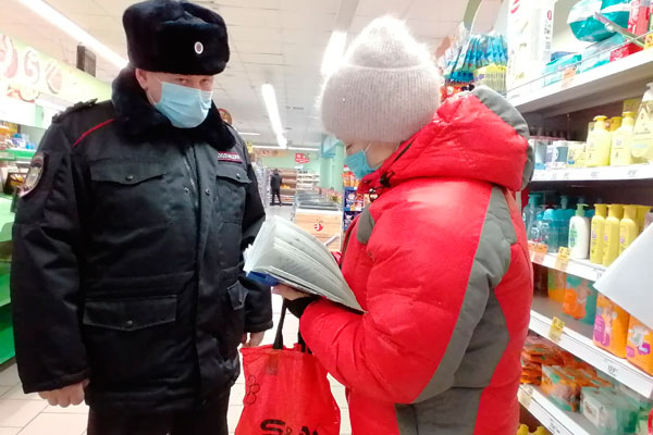 Оснований штрафовать нет: санэпидемиологи и полицейские прошлись по магазинам Каменска-Уральского и смотрели, в масках ли покупатели?