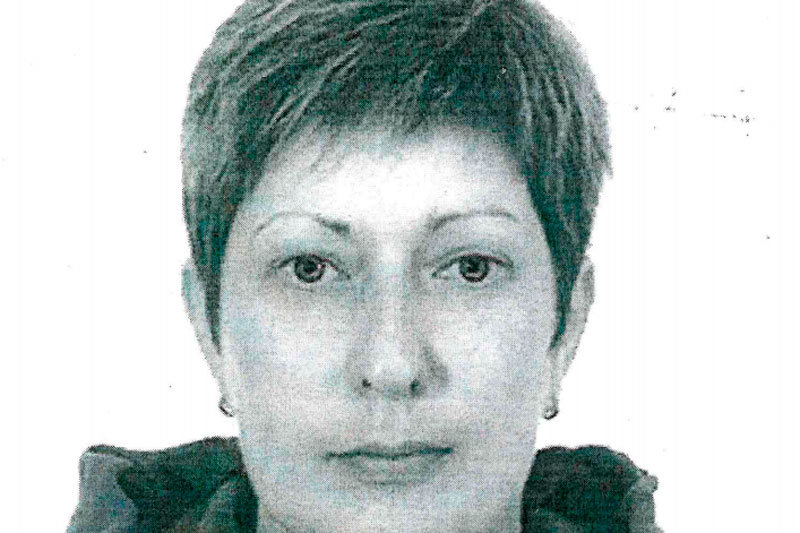 Женщина набросилась на судебного пристава в Каменске — обругала его, ударила. Возбуждено уголовное дело, но дама скрылась...