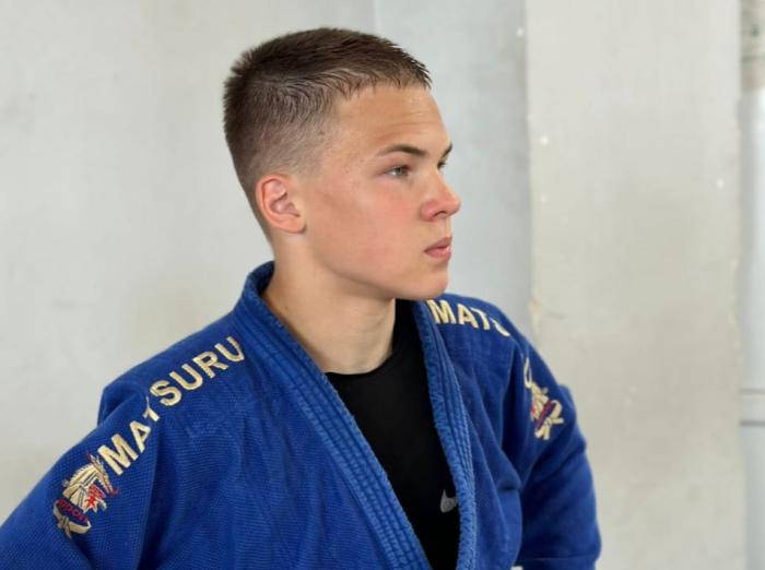 Дзюдоист Матвей Зыков из Каменска-Уральского получил звание кандидата в мастера спорта | Юный уральский дзюдоист Матвей Зыков стал кандидатом в мастера спорта Дзюдоист Матвей Зыков из Каменска-Уральского получил звание кандидата в мастера спорта | Юный уральский дзюдоист Матвей Зыков стал кандидатом в мастера спорта