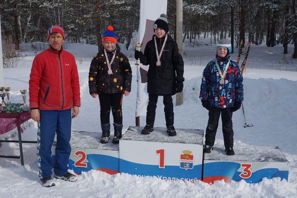Трассы были обледенелыми, потом мела метель… Первенство по спортивному ориентированию прошло в Каменске-Уральском Трассы были обледенелыми, потом мела метель… Первенство по спортивному ориентированию прошло в Каменске-Уральском