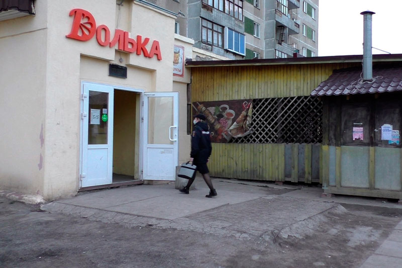 «Не хотим нести ответственность». В выходные в Каменске-Уральском полицейские выявили две точки, где торговали алкоголем после 19.00