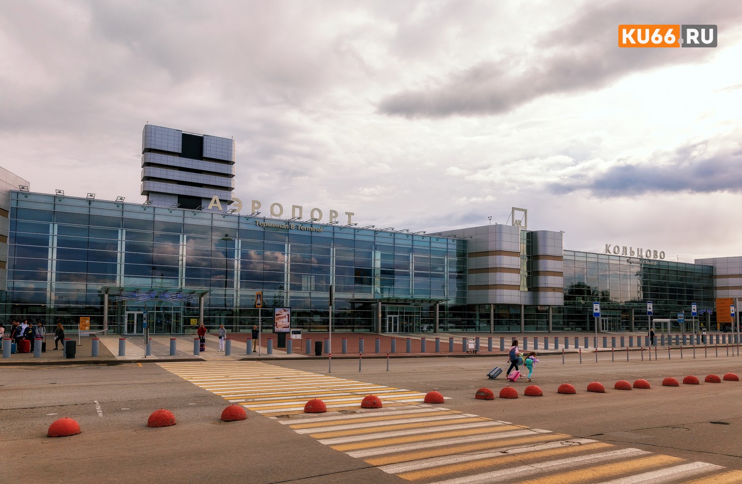 Свердловчане сутки не могут улететь в Турцию