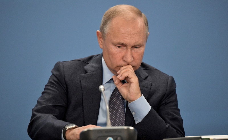 Путин раскритиковал российское телевидение за освещение Украины