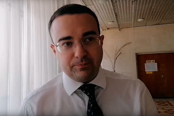 Новый управляющий Южным округом области – о Каменске-Уральском: «Люди интересные. Нужны месяцы, чтобы понять, что здесь происходит» Новый управляющий Южным округом области – о Каменске-Уральском: «Люди интересные. Нужны месяцы, чтобы понять, что здесь происходит»