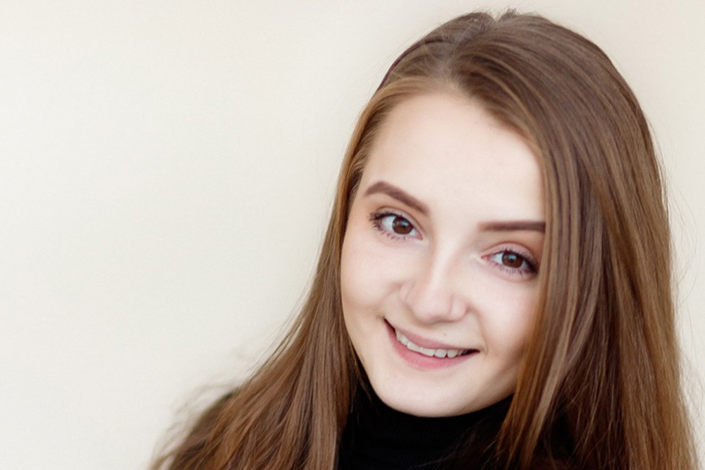 Театральная рокировка: тем, кто придет на «Женитьбу» Драмы Номер Три Каменска-Уральского, увидят Дуняшку в исполнении молодой Эммы Никитиной