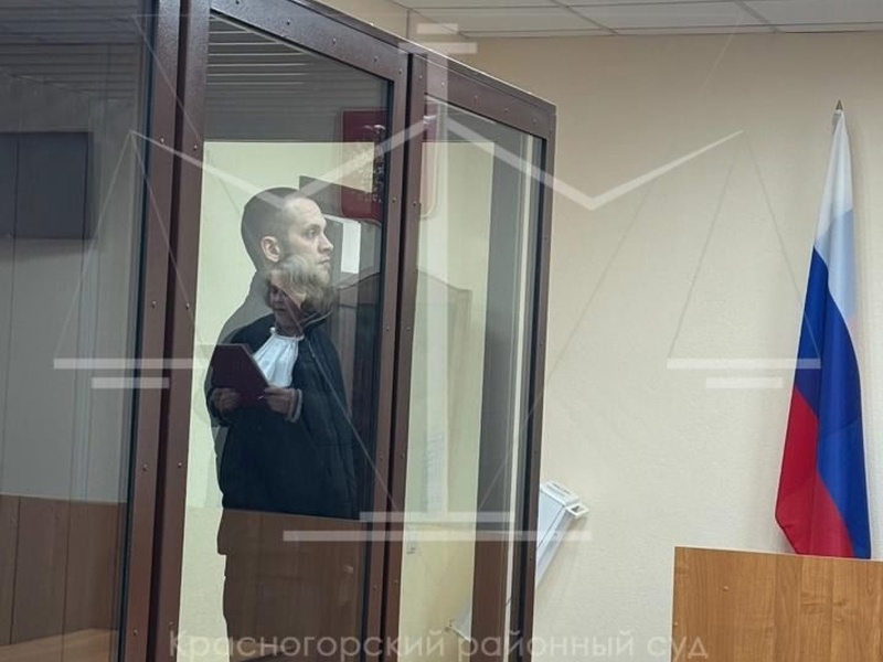 Он обещал любовь, а забрал машину и деньги: в Каменске-Уральском суд осудил рецидивиста за кражу и угон автомобиля | Красногорский суд Каменска-Уральского вынес приговор за серию краж и угон