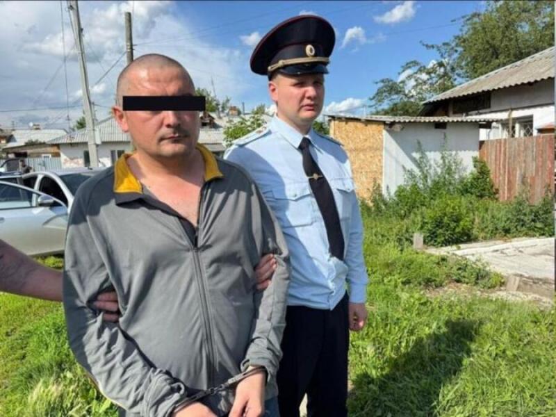 «Бес попутал»: заводчанин из Каменска-Уральского объяснил, зачем напал и чуть не зарезал случайную прохожую | 36-летний житель Каменска-Уральского предстанет перед судом за нападение с ножом