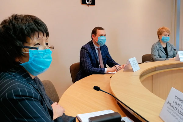 Персонал будет жить смену безвыездно, и - c прививкой от ковида: подготовка к летнему оздоровлению и занятости детей начались в Каменске