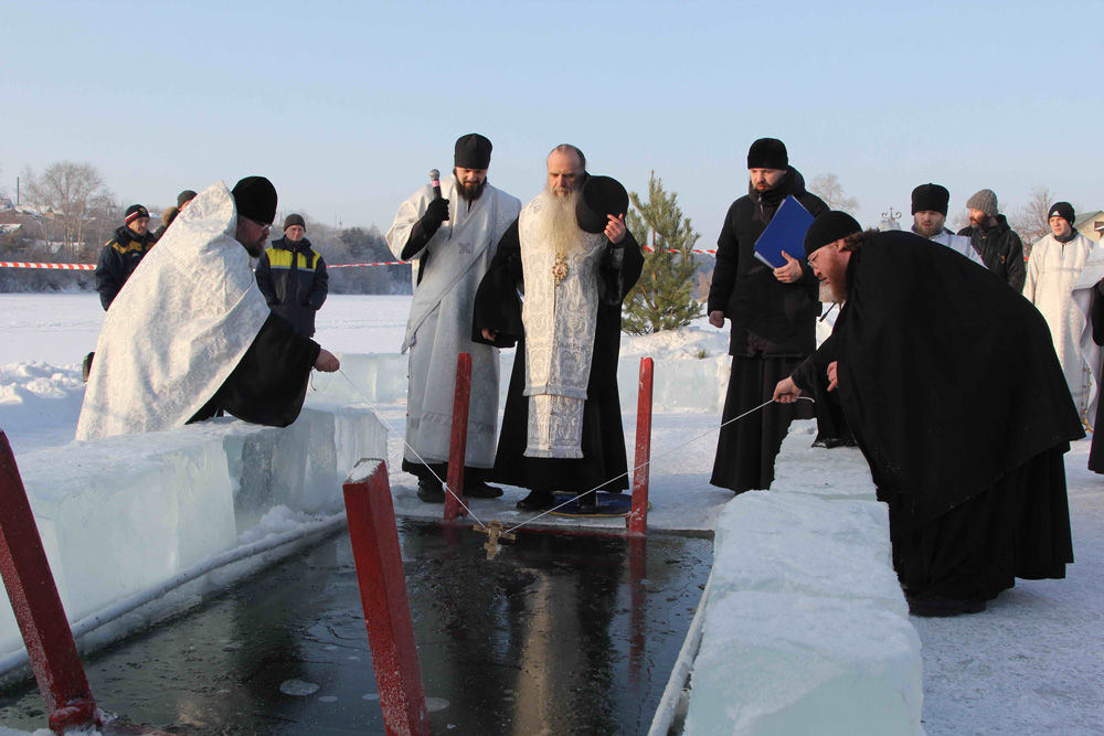 В Каменске-Уральском готовятся к Крещению: разрабатывают схему движения транспорта, обсуждают безопасность и вот-вот начнут рубить купели