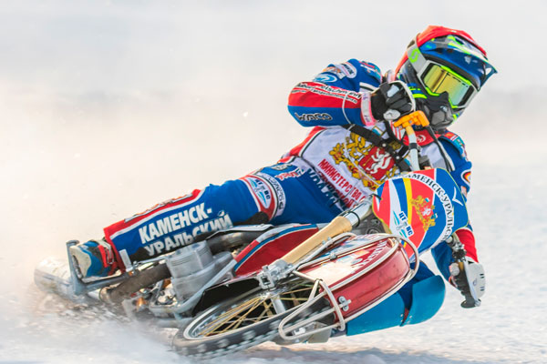 Две бронзы и серебро. Мотогонщики из Каменска-Уральского поучаствовали в напряженных заездах Чемпионатов России. Сражались до последнего!