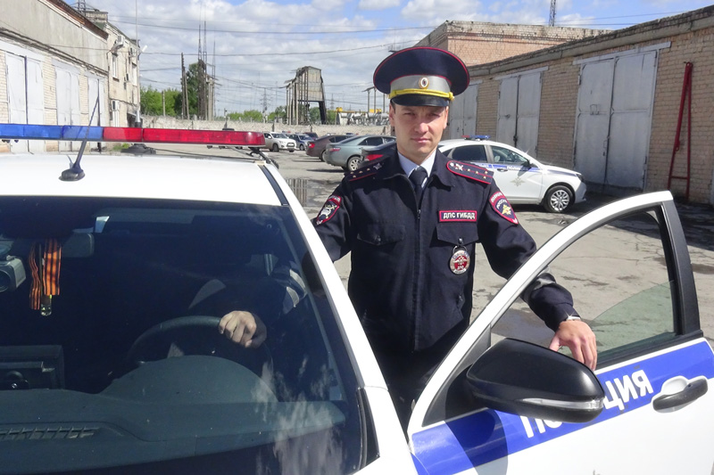 Капитан полиции оперативно задержал четверых трудных подростков, угнавших вазовскую «классику» у жительницы Каменска-Уральского