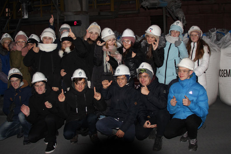 Экскурсия, квест, соревнование, интерактивная выставка, лазерное и крио-шоу и купольный кинотеатр: на УАЗе - ФестивАL #Наука