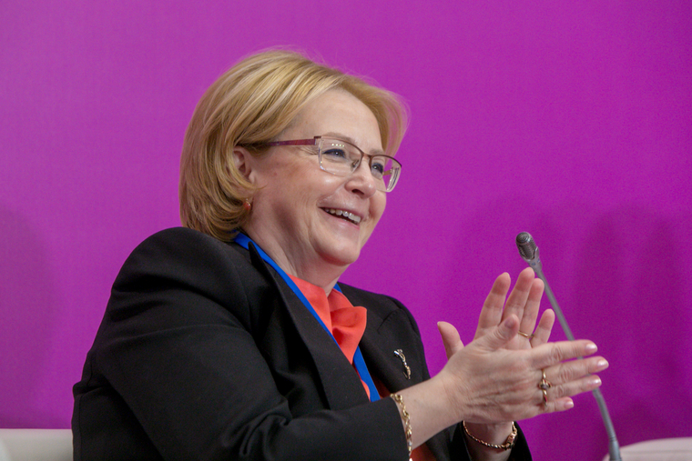 В России алкоголь будут продавать с 21 года