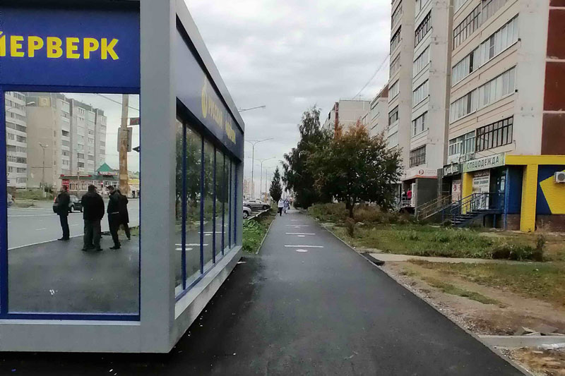 Потерпеть еще месяц. К 15 октября все работы по ремонту дорог и тротуаров в Красногорском районе Каменска завершат. Есть новшества!