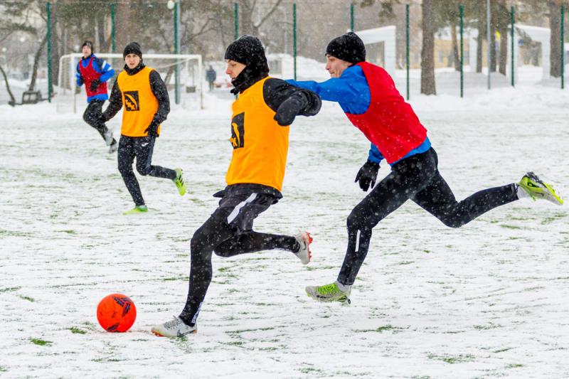 Три гола и уверенная победа: «Синара» обыграла «Триумф» | ФК «Синара» победил «Триумф» в зимнем чемпионате области
