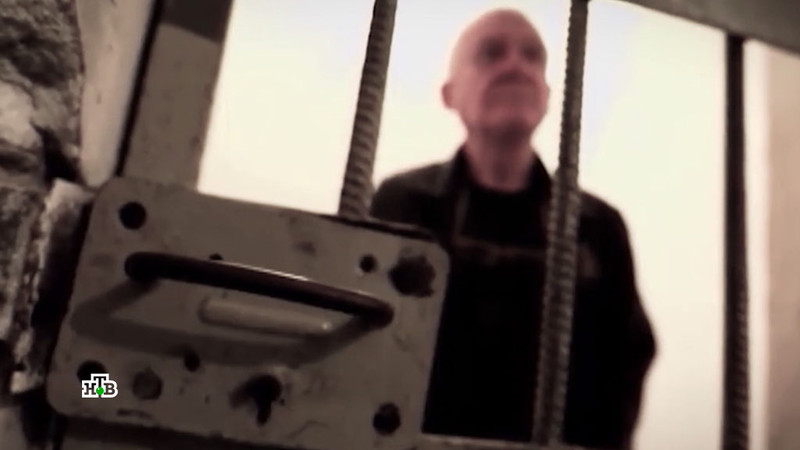 Почему женщины влюбляются в маньяков и убийц