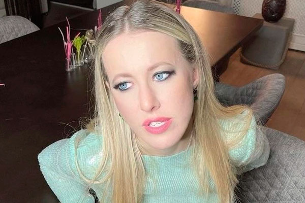 Собчак довела блогера Блиновскую до истерики: "Сейчас в рожу плюну"