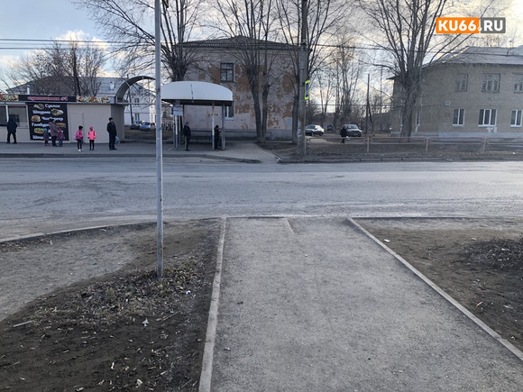 «А я его не видела». Статистику сбитых на пешеходниках людей в Каменске-Уральском пополнил мальчик — убедился, что его пропускают, и пошел.. «А я его не видела». Статистику сбитых на пешеходниках людей в Каменске-Уральском пополнил мальчик — убедился, что его пропускают, и пошел..