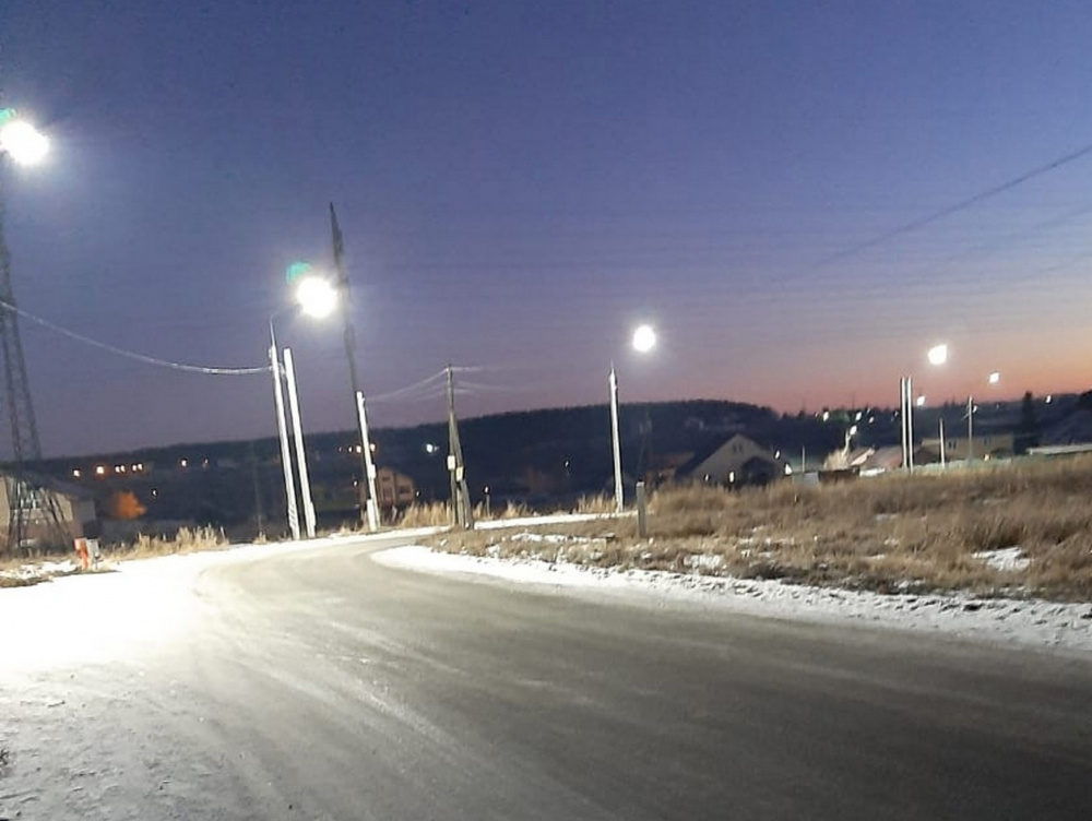 "Прежде только мечтали": каменские власти отчитались о готовности новых линий освещения | Власти Каменска-Уральского сообщили о новых линиях освещения в городе