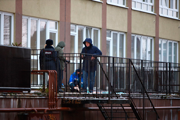В Калининграде 11-летняя девочка и её отец погибли, выпав из окна многоэтажки