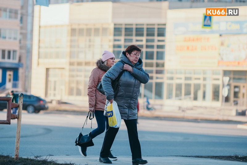 Объяснено нежелание россиян носить маску в общественных местах