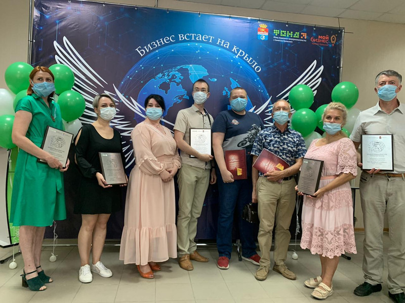 В Каменске-Уральском наградили победителей народной премии "Каменск выбирает". Лучшим городским СМИ вы назвали Портал KU66.RU!