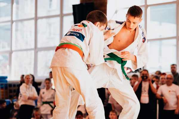 Очередной серьезный старт каменских спортсменов